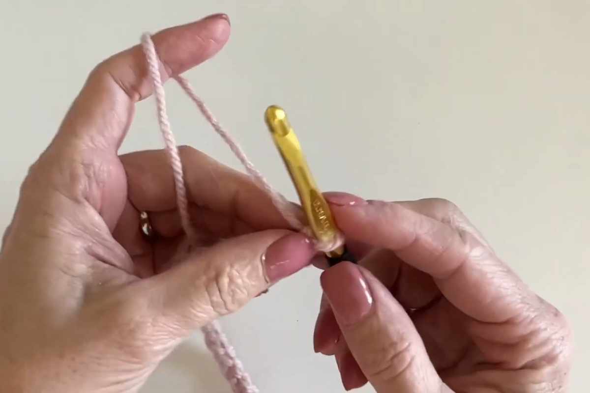 How the Crochet Cable Twist Texture Is Made (And How to Keep It Even)