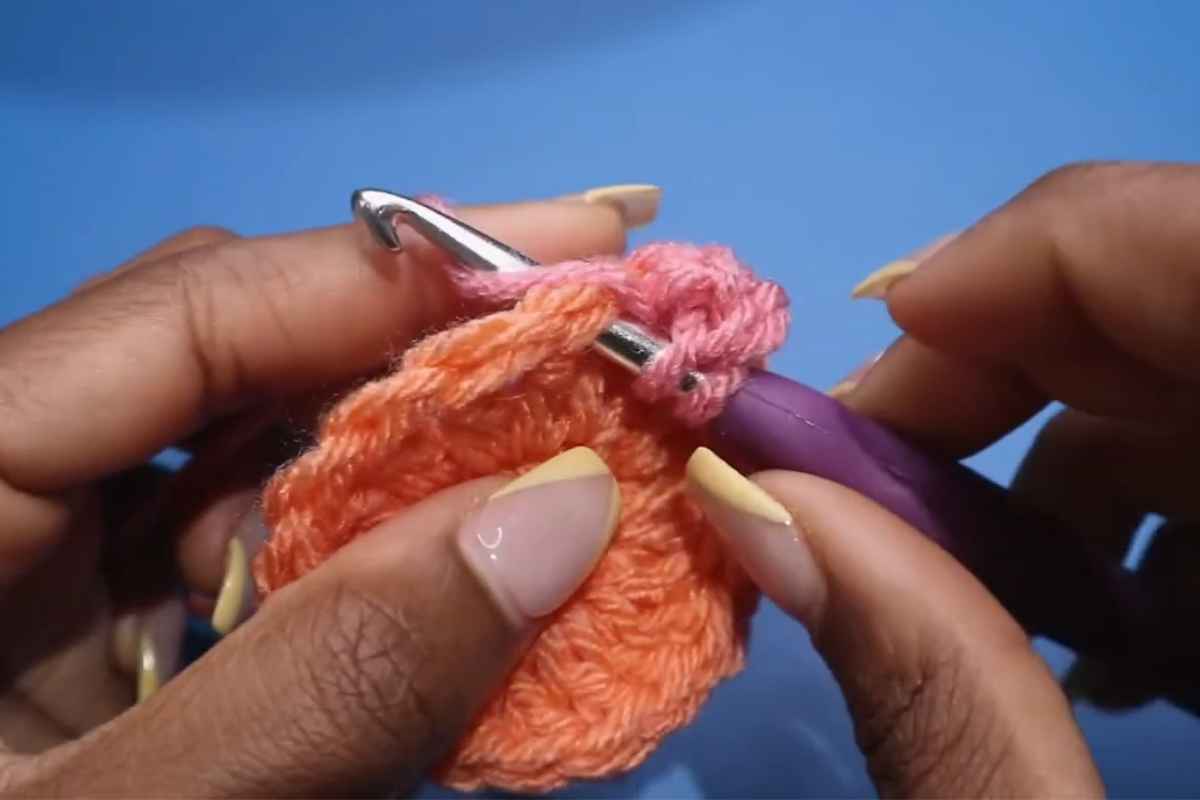How a Granny Square Scarf Comes Together