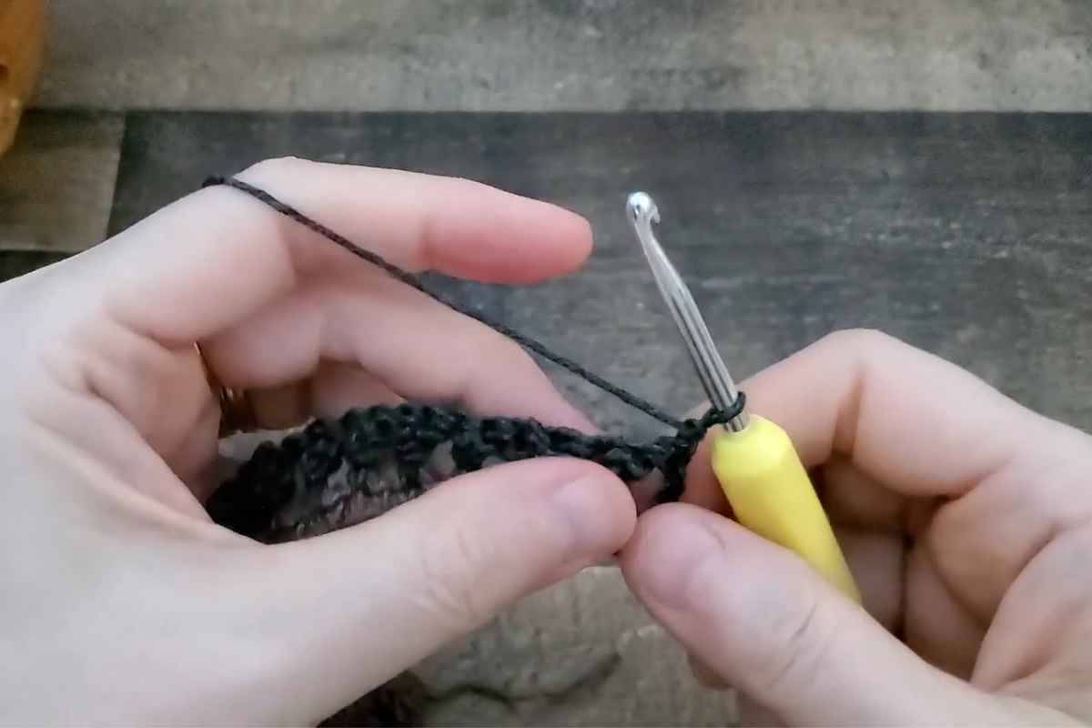 Why This Hayride Scarf Stitch Works So Well for Scarves