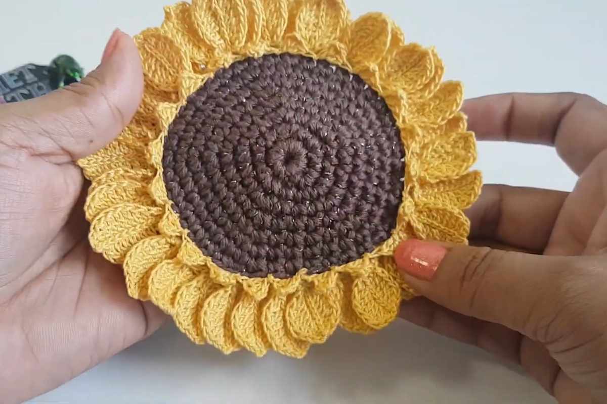 Why sunflower coasters are a perfect scrap-yarn crochet project