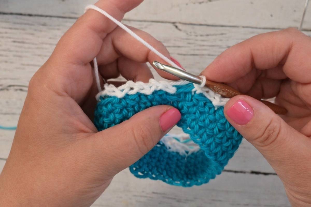 Why a Crochet Hook Jar Organizer Is Such a Smart Storage Idea