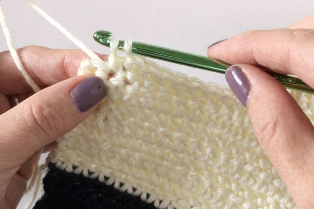 Ways to Try Half Double Herringbone for a Modern Texture