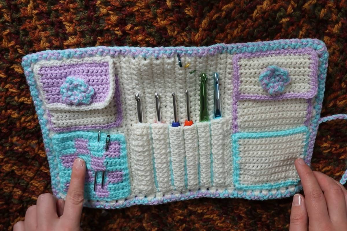 DIY Crochet Organizer: Stylish Hook & Needle Case