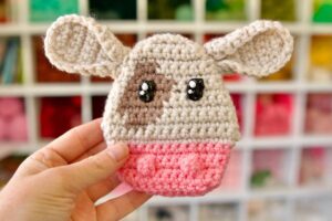 5 Fun Crochet Home Projects: Games, Plush & Decor