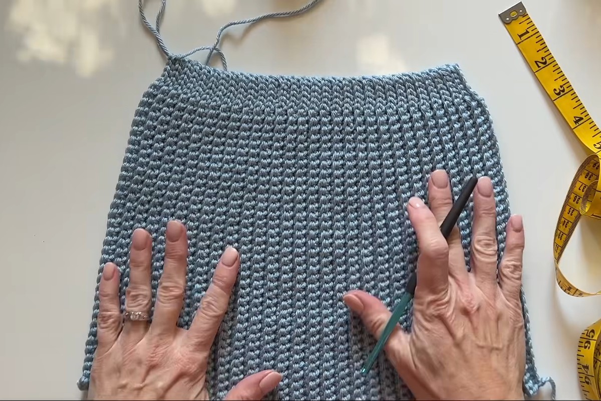 Flat ribbed panel of the easy crochet beanie before seaming