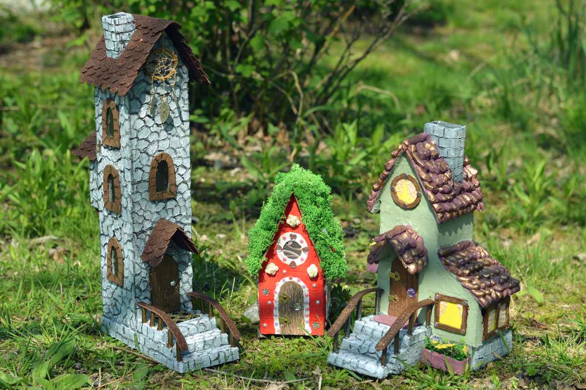 Fairy Garden Crafts DIY — Fairy House Ideas