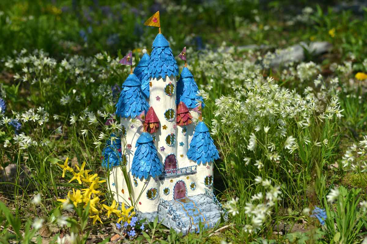 Fairy Garden Crafts DIY — Fairy House Ideas