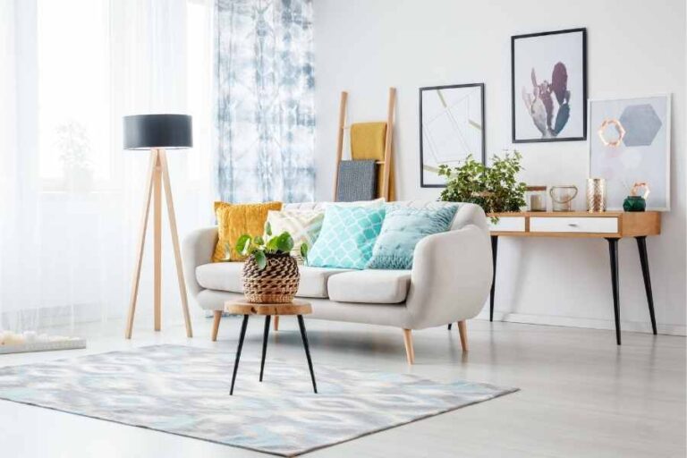 5 BudgetFriendly Decorating Tips for Solo Buyers