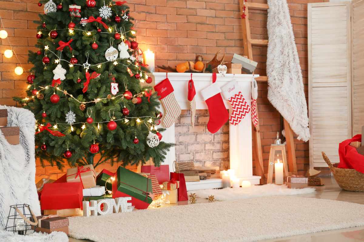 Affordable Ways to Decorate Your Entire House for Christmas