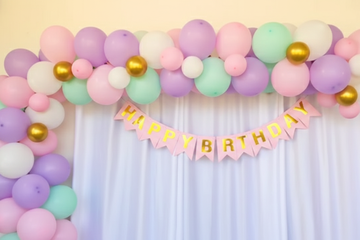 Pastel Arch – Simple Birthday Decoration Ideas At Home