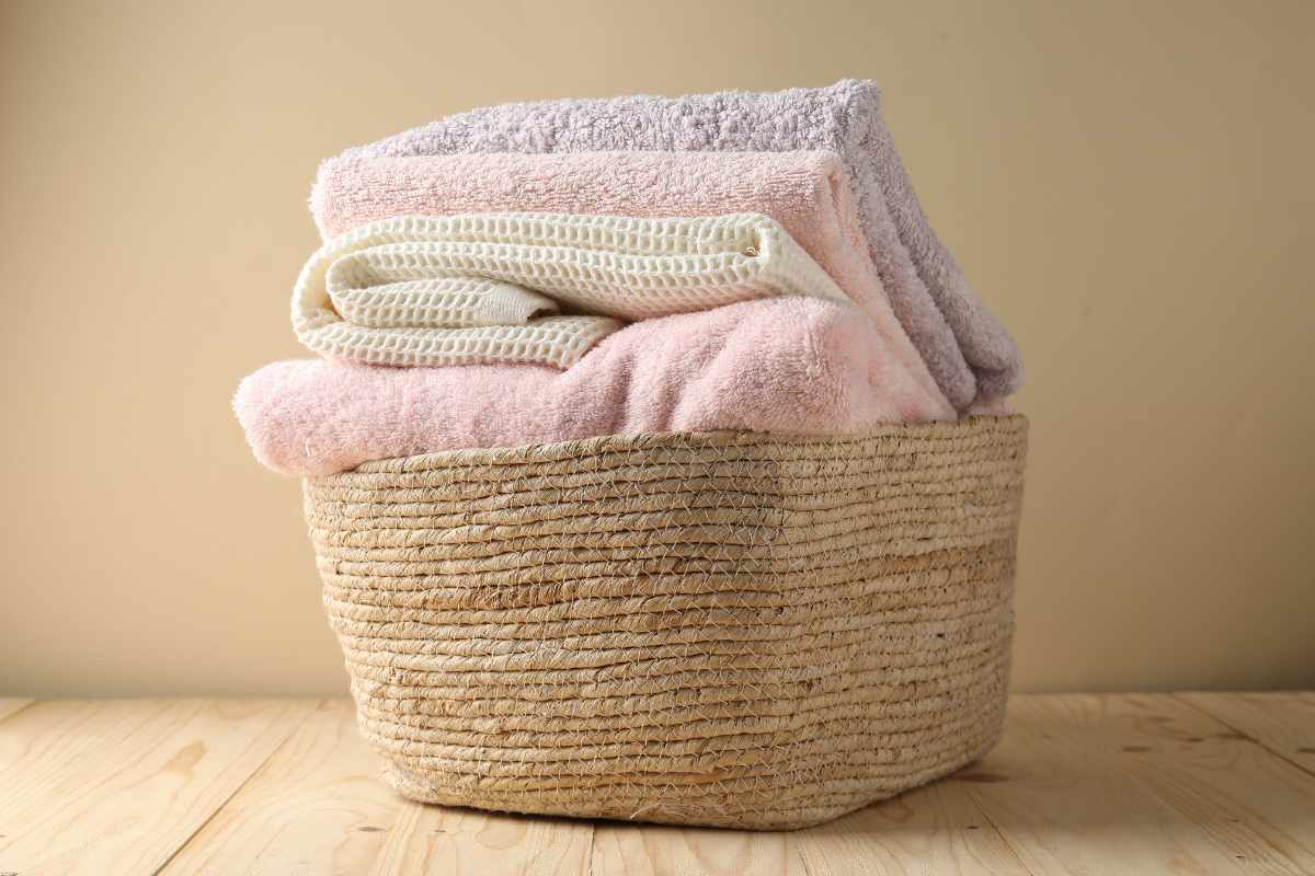 cozy living room blanket styling