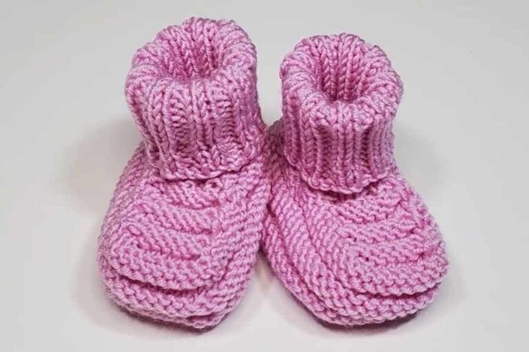 Cute and Easy! Learn to Knit these Baby Booties