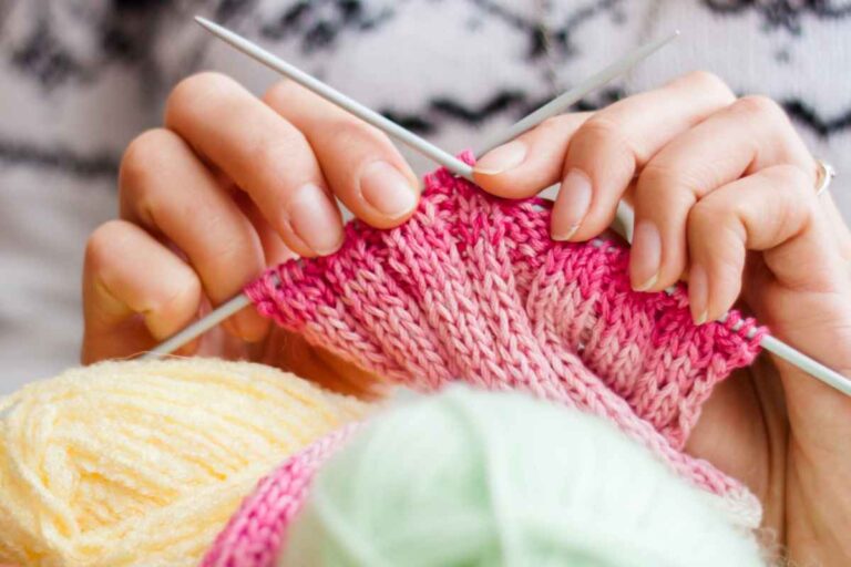 How to Choose the Right Yarn for Your Knitting Project