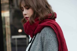 5 Easy Beginner Knit Scarves You Can Finish Fast