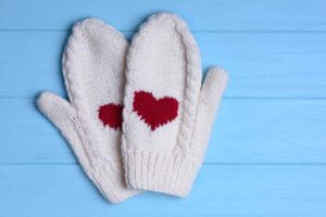 5 One-Skein Knitting Ideas for Last-Minute Gifts