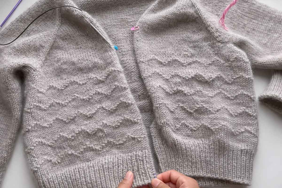 Cardigan with Stable Button Band