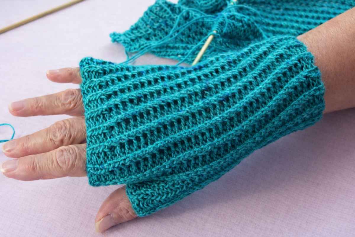 Mittens with Canadian Ribbing